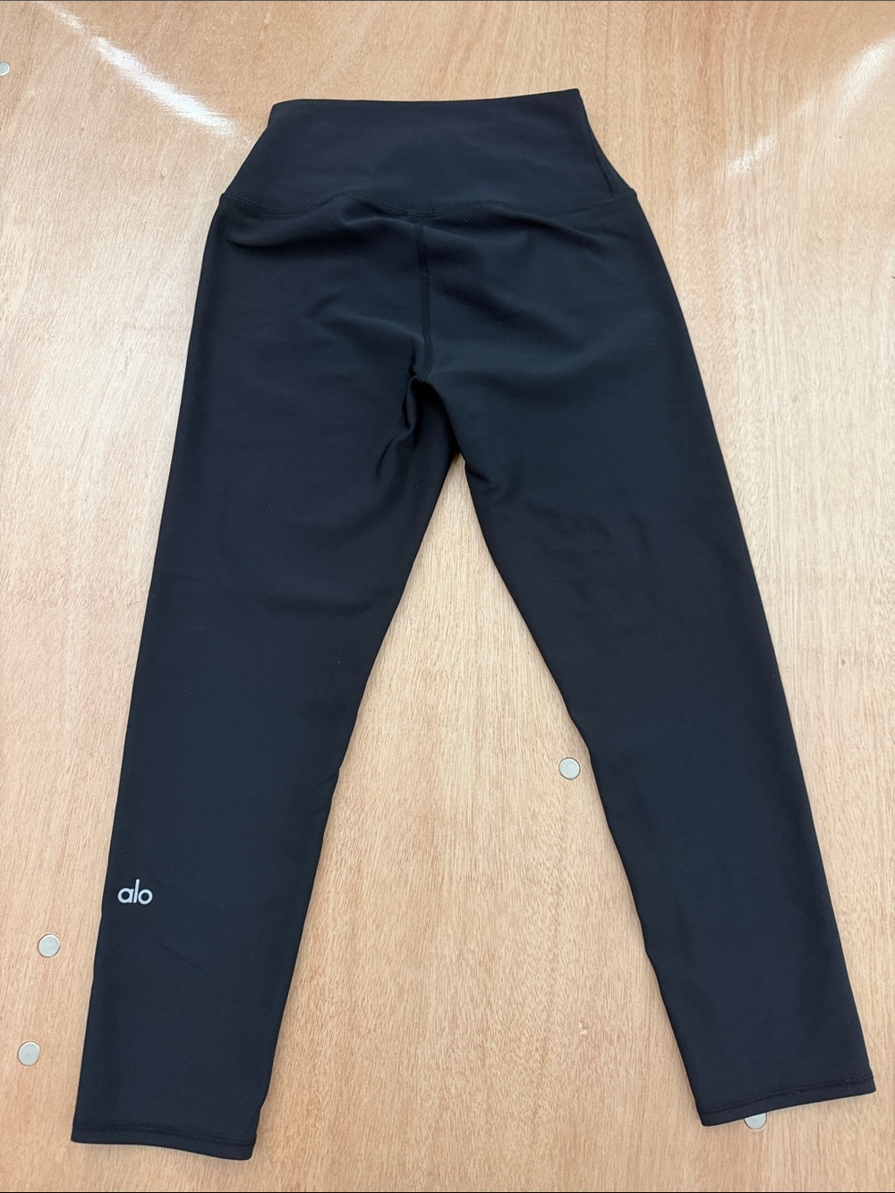 Alo Yoga Airlift High-Waist 21” Capri Leggings Black Women’s Medium - Picture 3 of 10